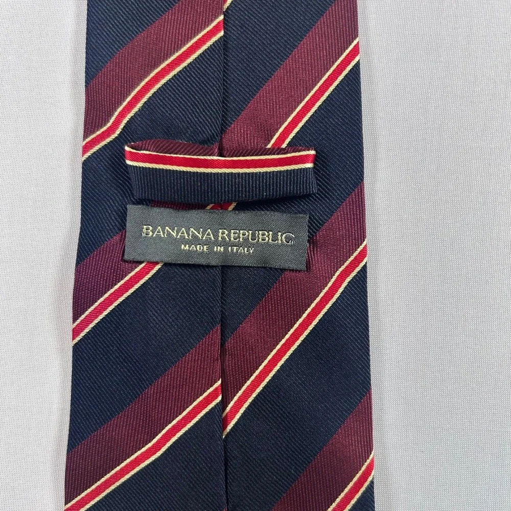 Banana Republic brand banana
